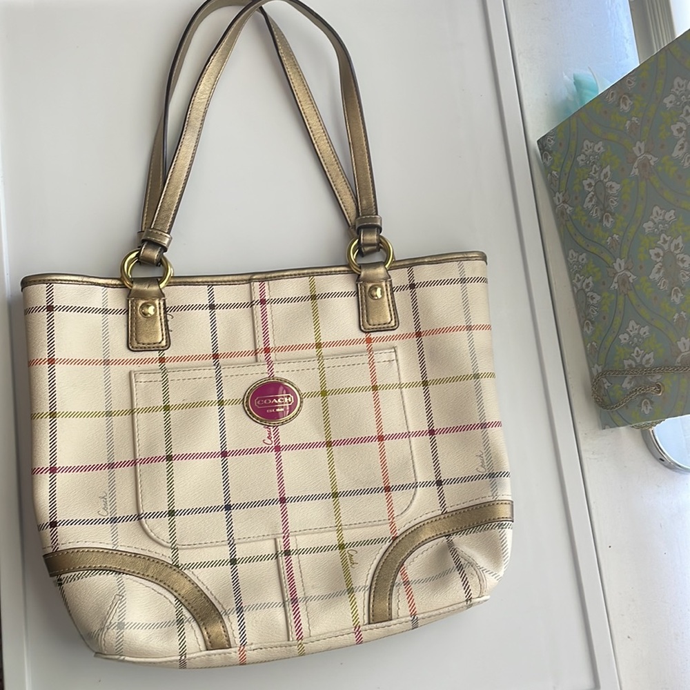 Coach shoulder bag